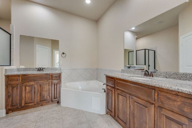 1400 Lauren Creek Lane, Mckinney, TX 75072