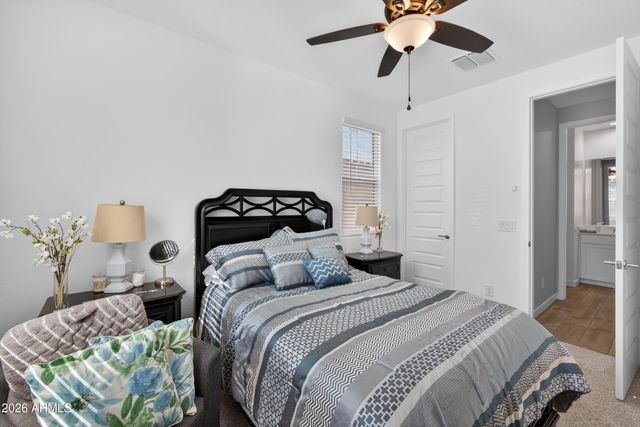 8114 E PETUNIA Avenue, Mesa, AZ 85212