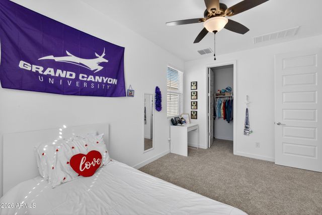 8114 E PETUNIA Avenue, Mesa, AZ 85212