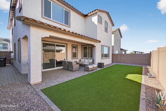 8114 E PETUNIA Avenue, Mesa, AZ 85212