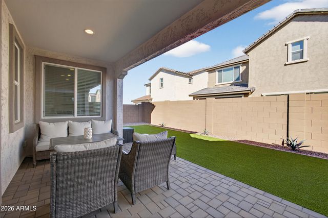 8114 E PETUNIA Avenue, Mesa, AZ 85212