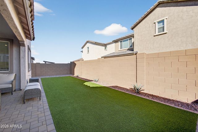 8114 E PETUNIA Avenue, Mesa, AZ 85212