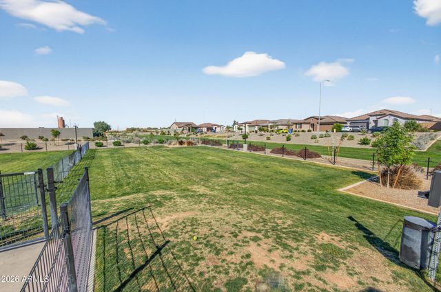 8114 E PETUNIA Avenue, Mesa, AZ 85212