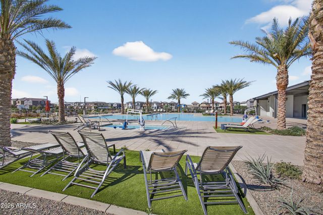 8114 E PETUNIA Avenue, Mesa, AZ 85212