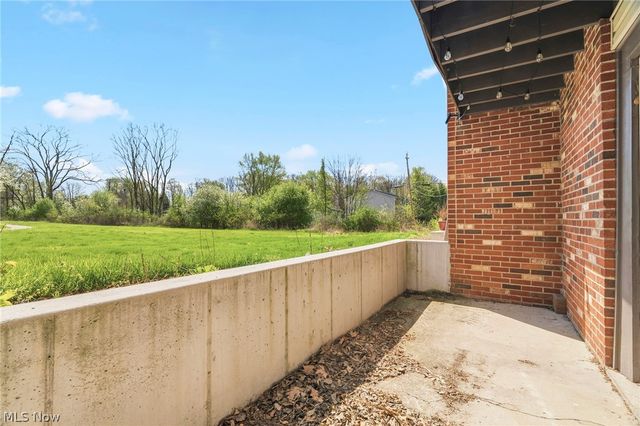 5240 Emil Avenue SW 102, Navarre, OH 44662