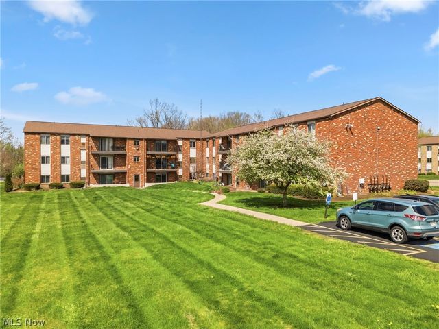 5240 Emil Avenue SW 102, Navarre, OH 44662