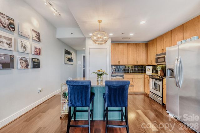 333 W Trade Street W 1105, Charlotte, NC 28202