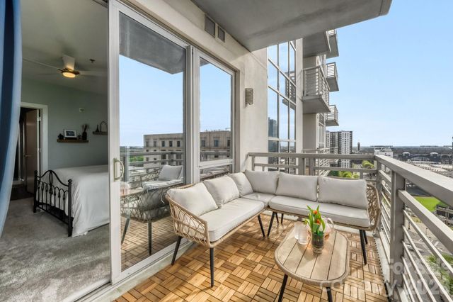 333 W Trade Street W 1105, Charlotte, NC 28202