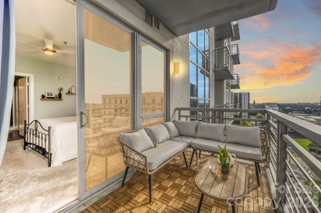 333 W Trade Street W 1105, Charlotte, NC 28202