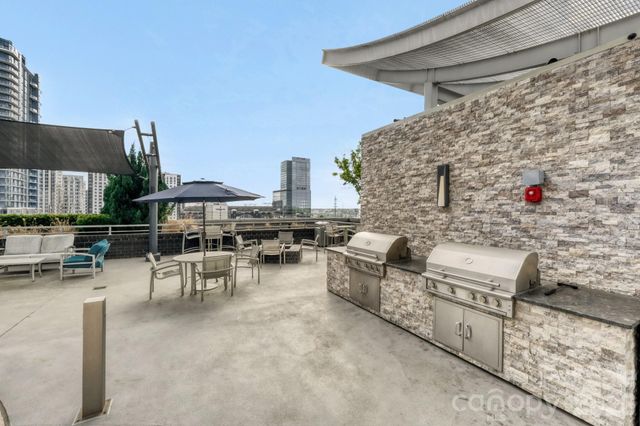 333 W Trade Street W 1105, Charlotte, NC 28202