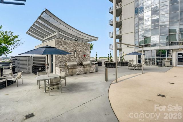 333 W Trade Street W 1105, Charlotte, NC 28202