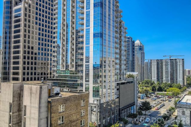 333 W Trade Street W 1105, Charlotte, NC 28202