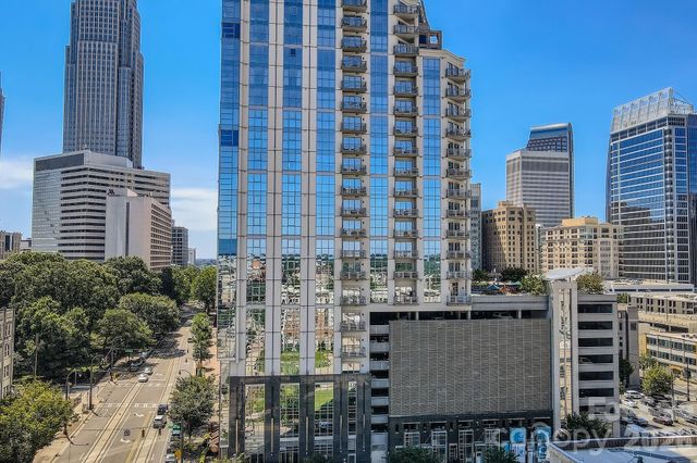 333 W Trade Street W 1105, Charlotte, NC 28202