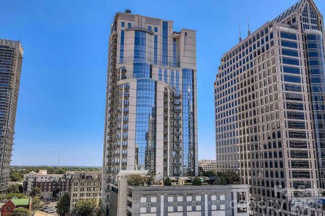 333 W Trade Street W 1105, Charlotte, NC 28202