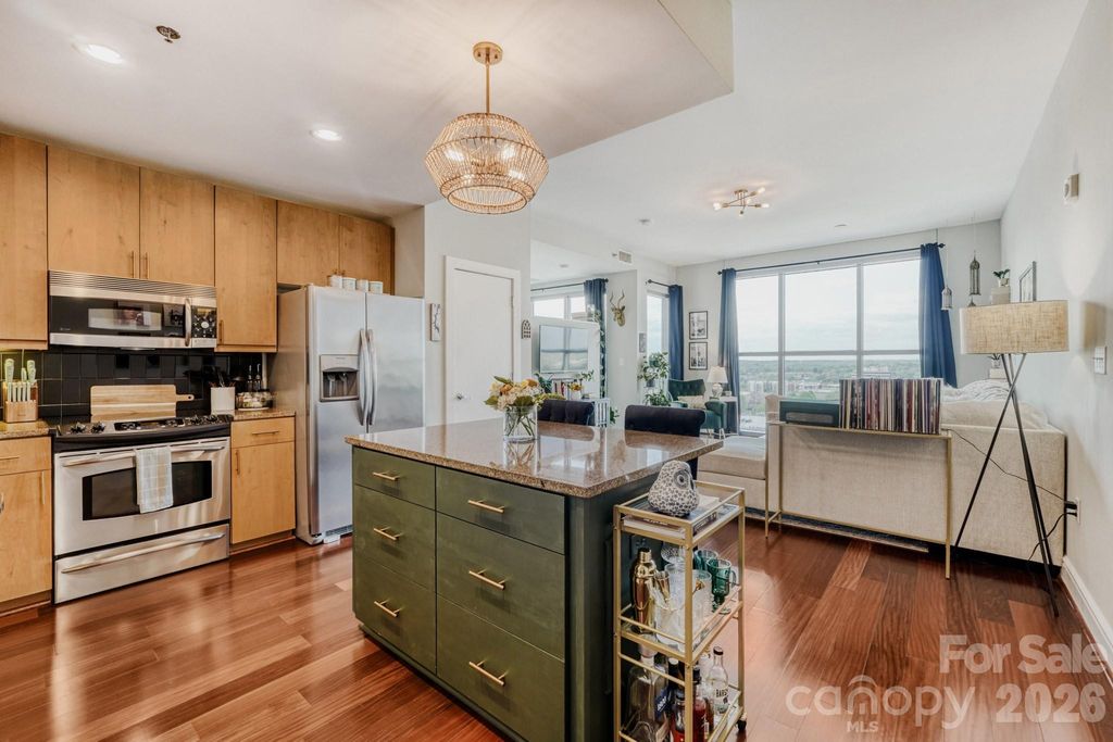 333 W Trade Street W 1105, Charlotte, NC 28202