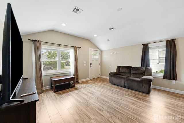 285 Shoreland Circle, Old Bridge, NJ 08879