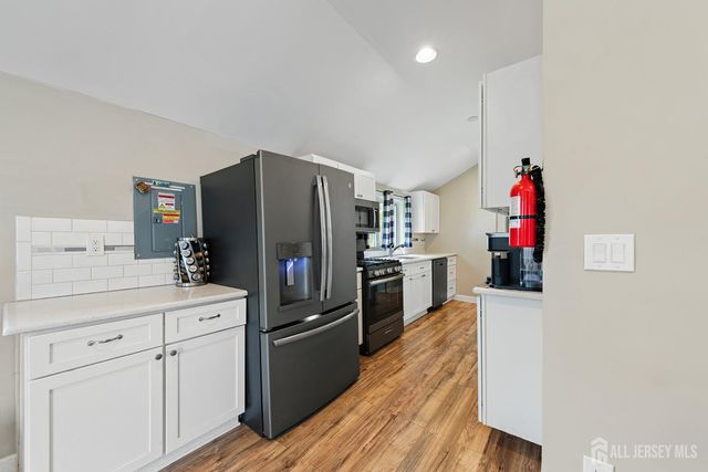 285 Shoreland Circle, Old Bridge, NJ 08879