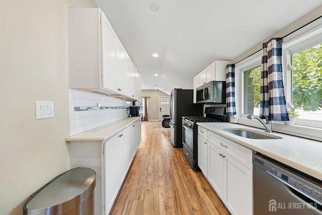 285 Shoreland Circle, Old Bridge, NJ 08879