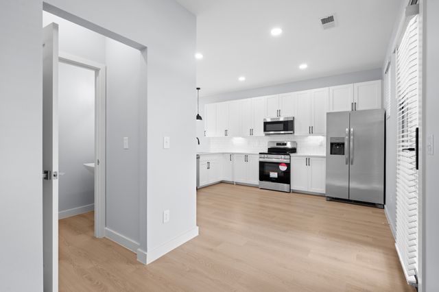 407 Curtis Hilton Way, Lebanon, TN 37087