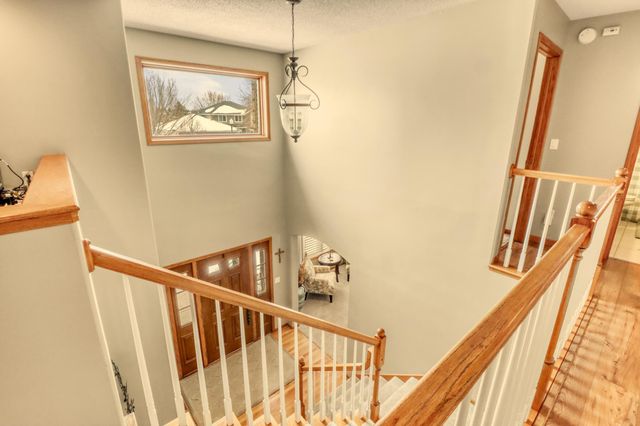 2609 Meadow Creek Circle S, Fargo, ND 58104