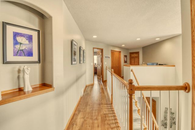 2609 Meadow Creek Circle S, Fargo, ND 58104