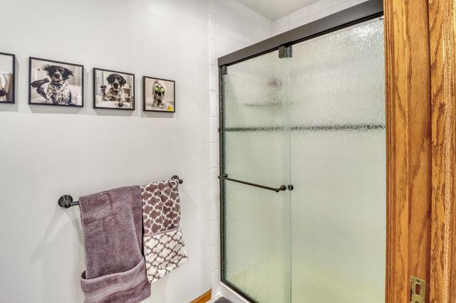 2609 Meadow Creek Circle S, Fargo, ND 58104