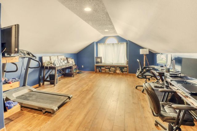 2609 Meadow Creek Circle S, Fargo, ND 58104