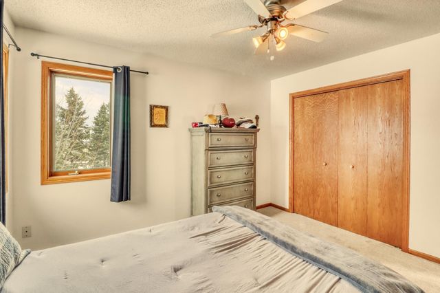 2609 Meadow Creek Circle S, Fargo, ND 58104