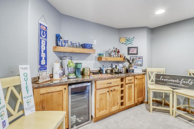 2609 Meadow Creek Circle S, Fargo, ND 58104