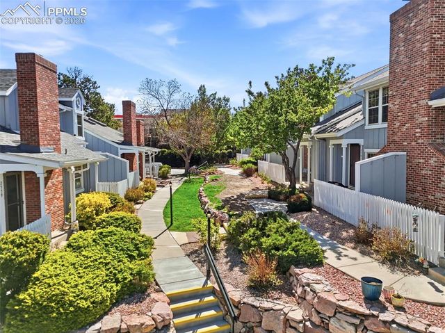 2579 Hatch Circle, Colorado Springs, CO 80918