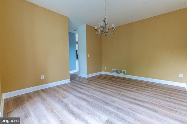 780 RAMBLEWOOD DR, Easton, PA 18040