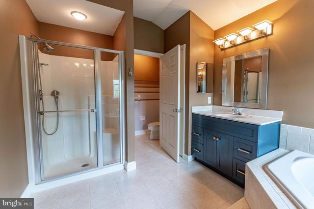 780 RAMBLEWOOD DR, Easton, PA 18040