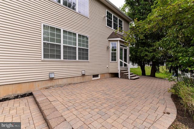 780 RAMBLEWOOD DR, Easton, PA 18040