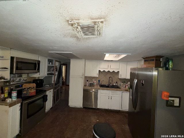 8830 Wimbledon, San Antonio, TX 78254