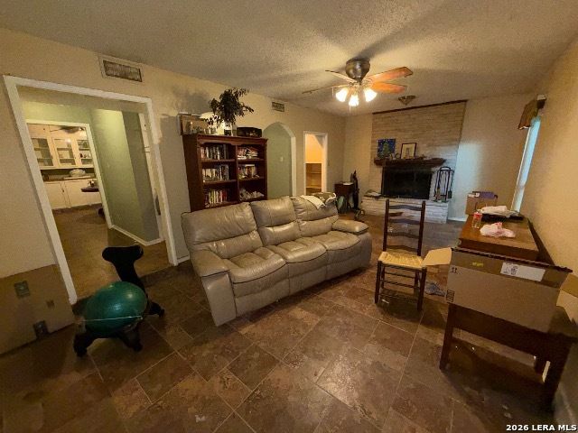8830 Wimbledon, San Antonio, TX 78254