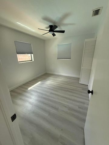 3030 NE 12TH Avenue, Pompano Beach, FL 33064