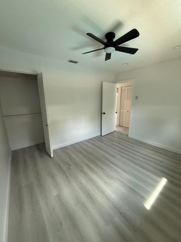 3030 NE 12TH Avenue, Pompano Beach, FL 33064