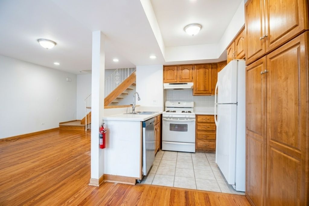 336 Inverrary Lane, Deerfield, IL 60015 — photo 4