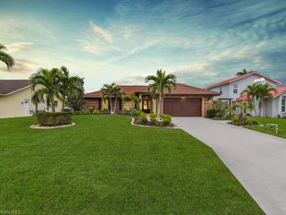 1901 SE 13th ST, Cape Coral, FL 33990