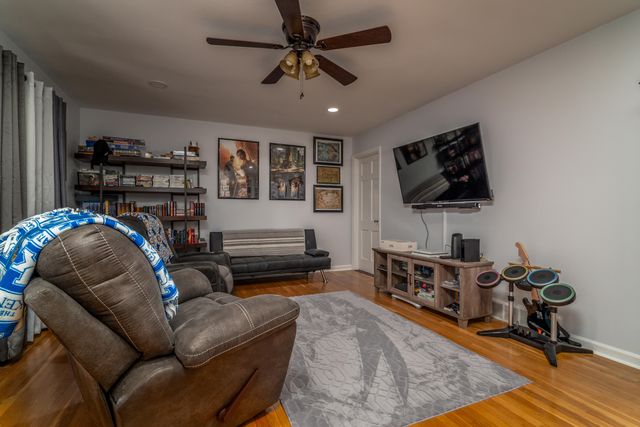 733 Malabu Drive, Lexington, KY 40502