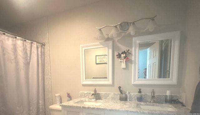 7623 Ridge Elm Dr., San Antonio, TX 78239