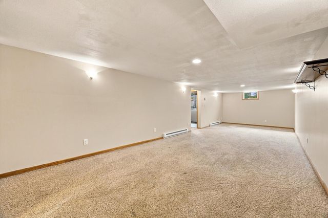 1520 3rd Street S, Moorhead, MN 56560