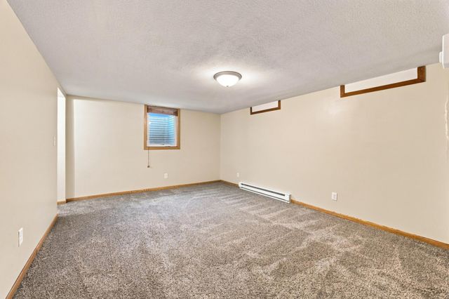 1520 3rd Street S, Moorhead, MN 56560