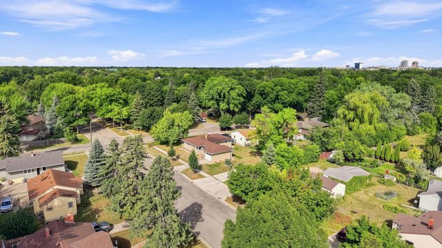 1520 3rd Street S, Moorhead, MN 56560