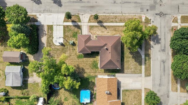 1520 3rd Street S, Moorhead, MN 56560