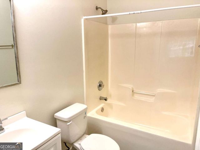 6255 Topaz Trail, Atlanta, GA 30349