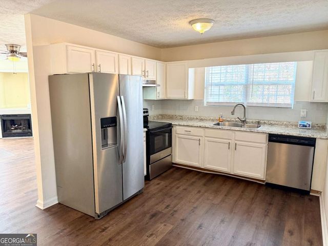 6255 Topaz Trail, Atlanta, GA 30349