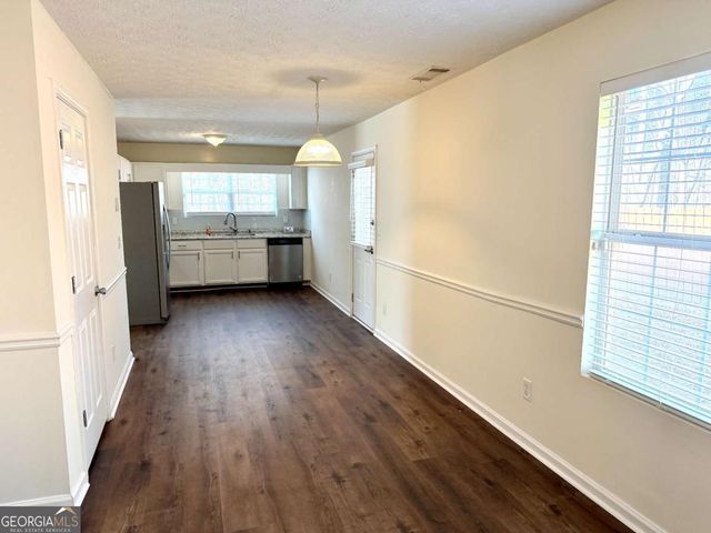 6255 Topaz Trail, Atlanta, GA 30349