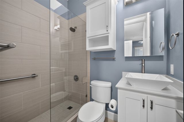 5015 Meridian Lane 2102, Addison, TX 75001