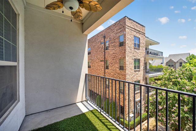 5015 Meridian Lane 2102, Addison, TX 75001